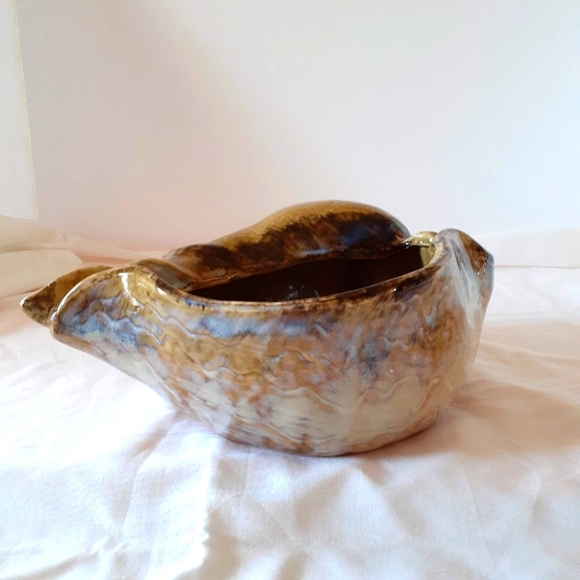 Conch Ceramic Shell Decor. - Picture 5 of 7